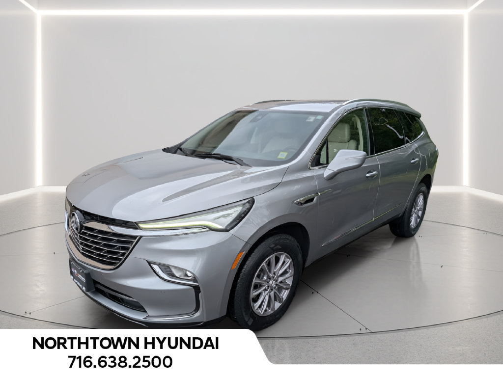 Used 2024 Buick Enclave Essence AWD/4WD image 1