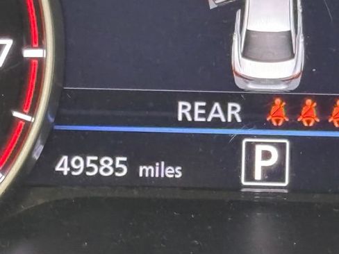 Used 2024 Nissan Sentra SV FWD image 21