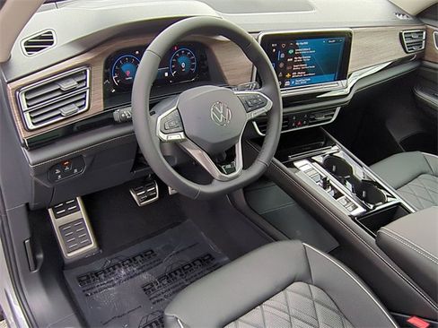 New 2026 Volkswagen Atlas SEL Premium R-Line image 9
