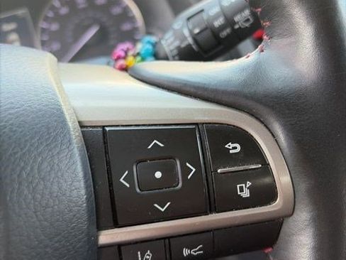 Used 2019 Lexus RX 450hL Luxury image 11