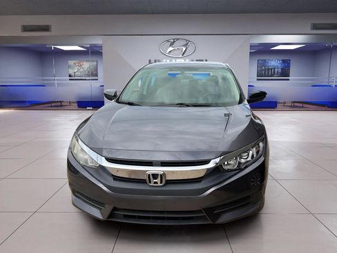 Used 2018 Honda Civic LX image 3