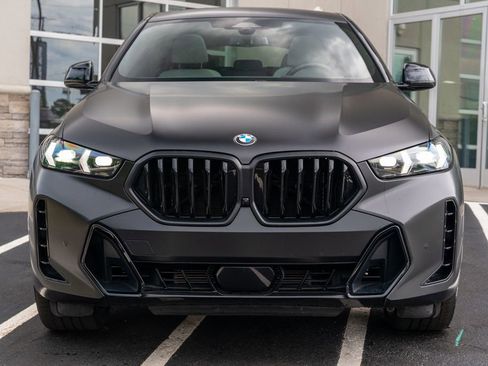 Used 2024 BMW X6 xDrive40i w/ Executive Package AWD/4WD image 4