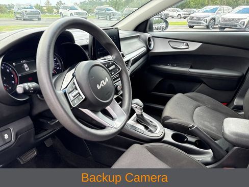 Used 2024 Kia Forte LXS FWD image 5