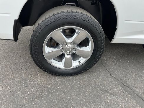 Used 2018 RAM 1500 Big Horn image 42