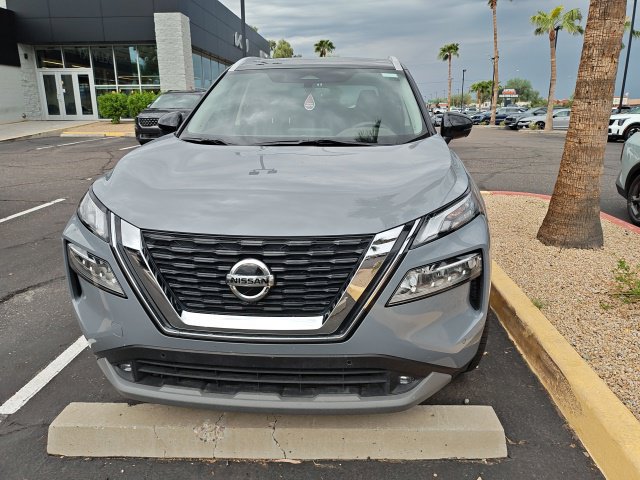 Used 2021 Nissan Rogue SL w/ Premium Package FWD image 4