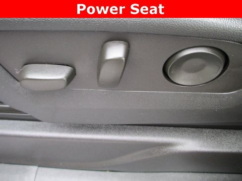 Certified 2023 GMC Yukon SLT w/ SLT Luxury Package image 27