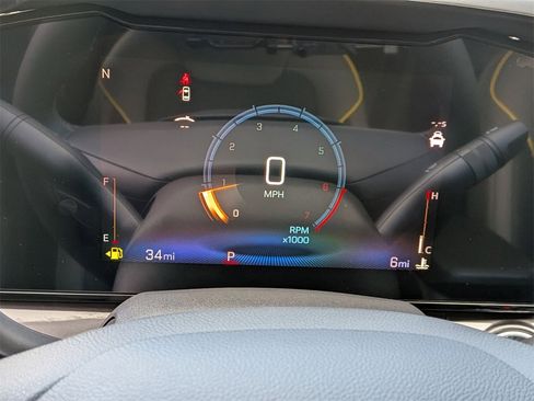 New 2026 Chevrolet Trax ACTIV w/ Sunroof Package image 13