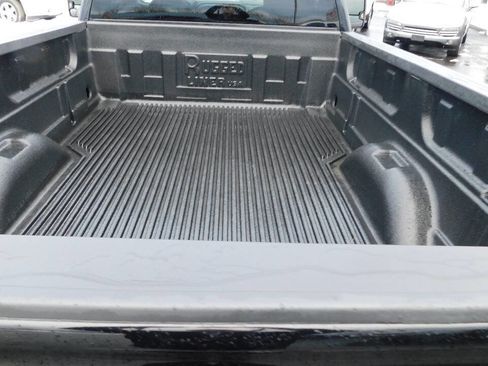 Used 2017 GMC Sierra 3500 4x4 Regular Cab image 25