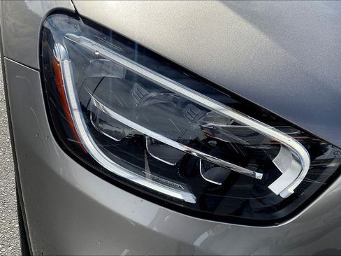 Used 2021 Mercedes-Benz GLC 300 4MATIC image 31