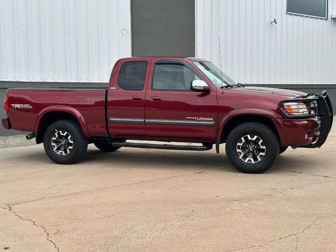 Used 2006 Toyota Tundra SR5 w/ TRD Off-Road Pkg AWD/4WD image 22