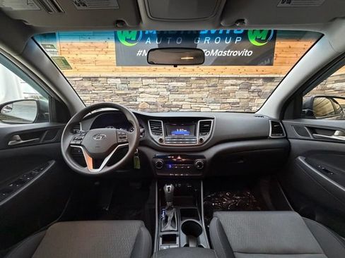 Used 2018 Hyundai Tucson SE AWD/4WD image 19