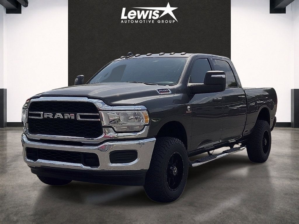 Used 2024 RAM 2500 Tradesman w/ Chrome Appearance Group AWD/4WD image 1