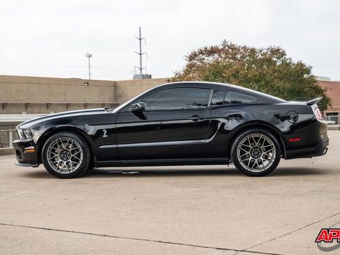 Used 2012 Ford Mustang Shelby GT500 w/ SVT Performance Pkg image 41