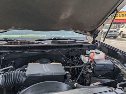 Used 2020 Chevrolet Silverado 2500 Custom w/ Custom Value Package image 25