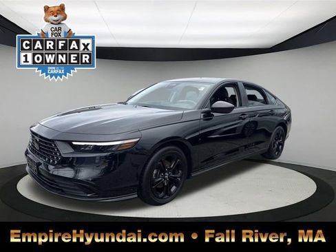 Used 2025 Honda Accord SE image 1