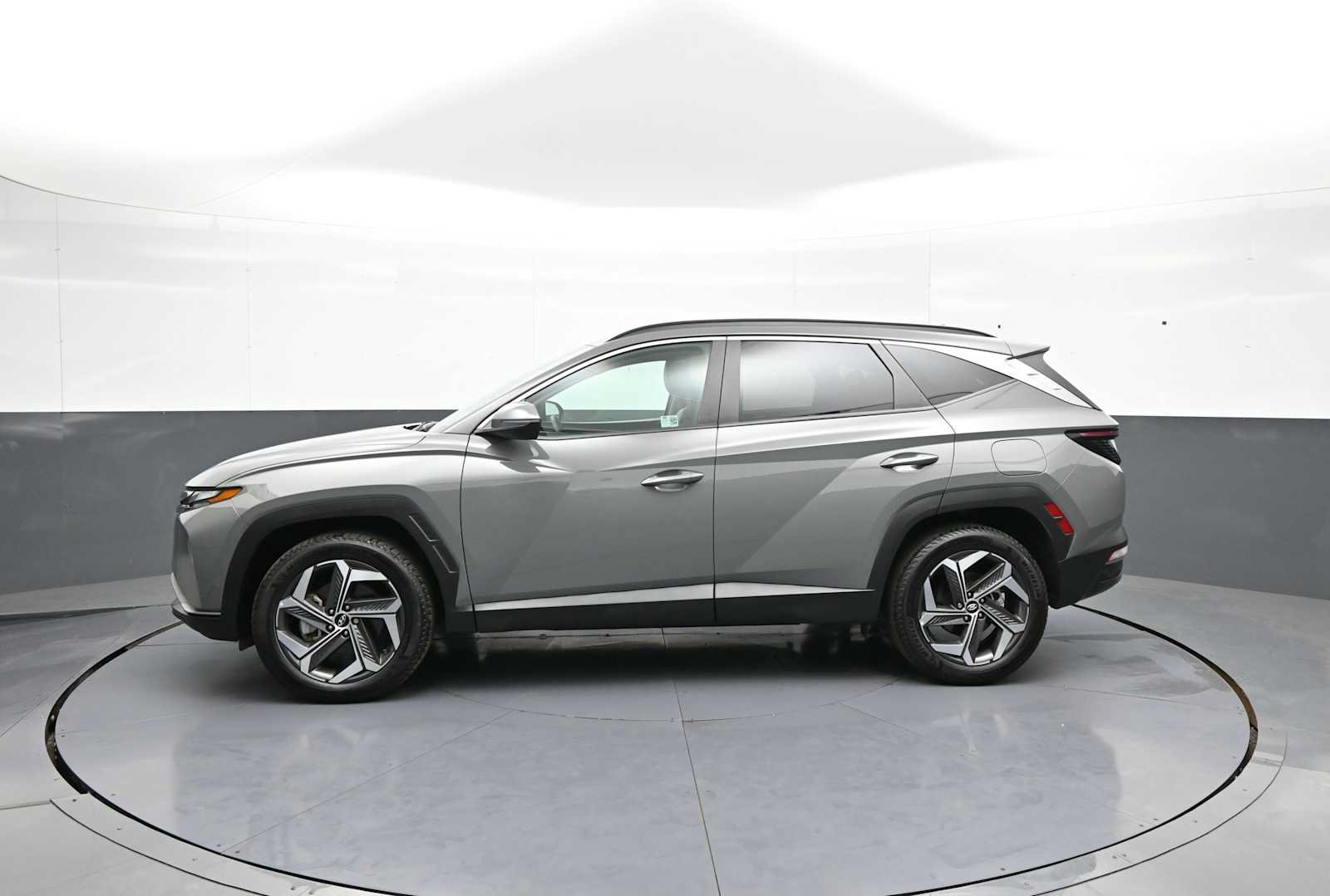 Used 2024 Hyundai Tucson SEL w/ Convenience Package AWD/4WD image 9