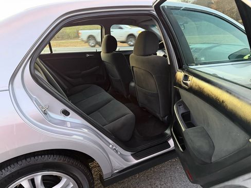 Used 2006 Honda Accord VP image 18