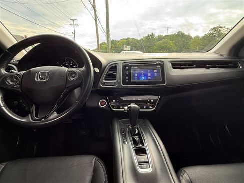 Used 2017 Honda HR-V EX-L image 11