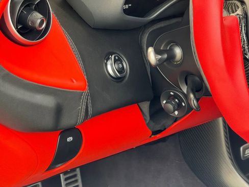 Used 2019 McLaren 600LT RWD image 39