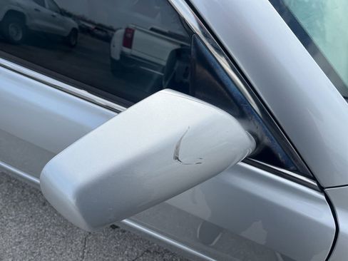 Used 2011 Toyota Camry XLE w/ XLE Extra-Value Pkg #2 image 18