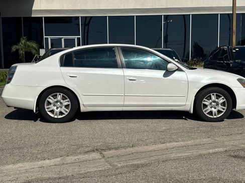 Used 2005 Nissan Altima 2.5 S FWD image 4