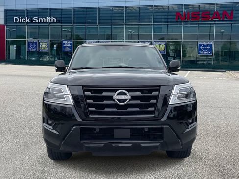 Used 2023 Nissan Armada SL w/ Midnight Edition Package image 2