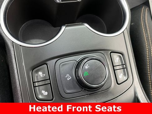 Certified 2018 GMC Terrain SLE w/ Driver Convenience Package image 8