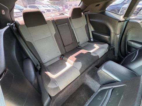 Used 2016 Dodge Challenger R/T RWD image 30