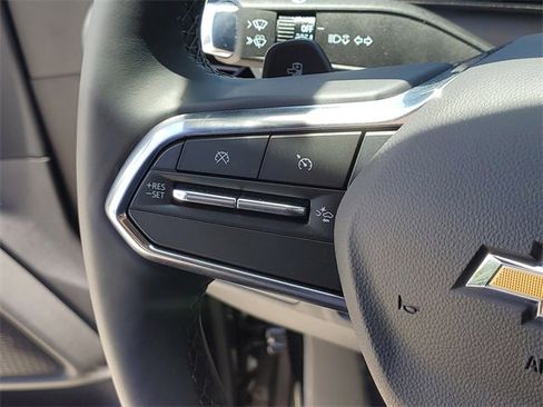 New 2025 Chevrolet Silverado EV LT image 23