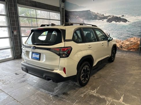 Used 2025 Subaru Forester image 35