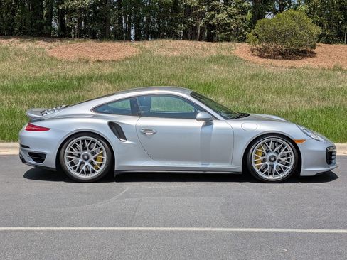 Used 2014 Porsche 911 Turbo S AWD/4WD image 27
