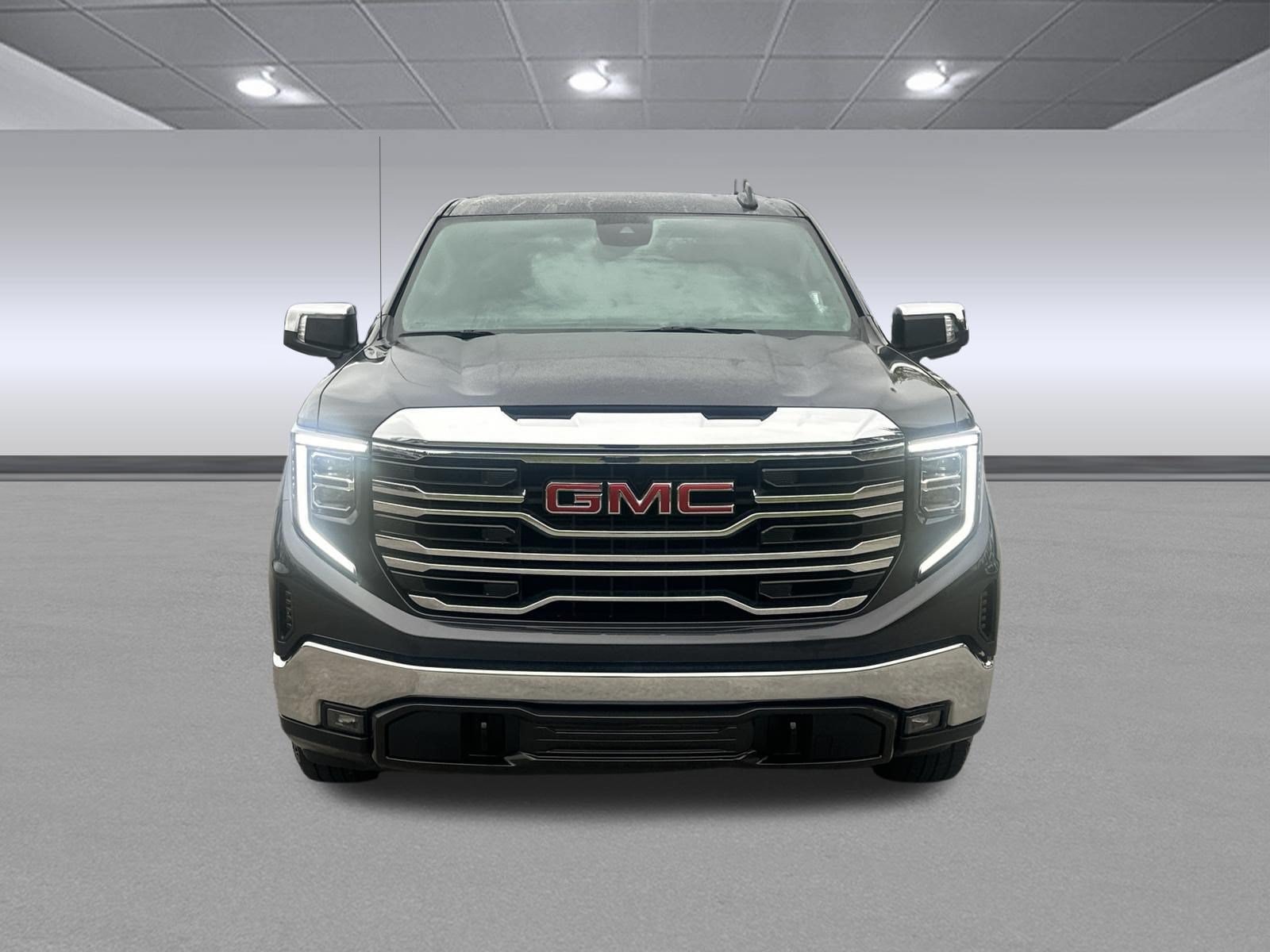 Used 2024 GMC Sierra 1500 SLT RWD image 8