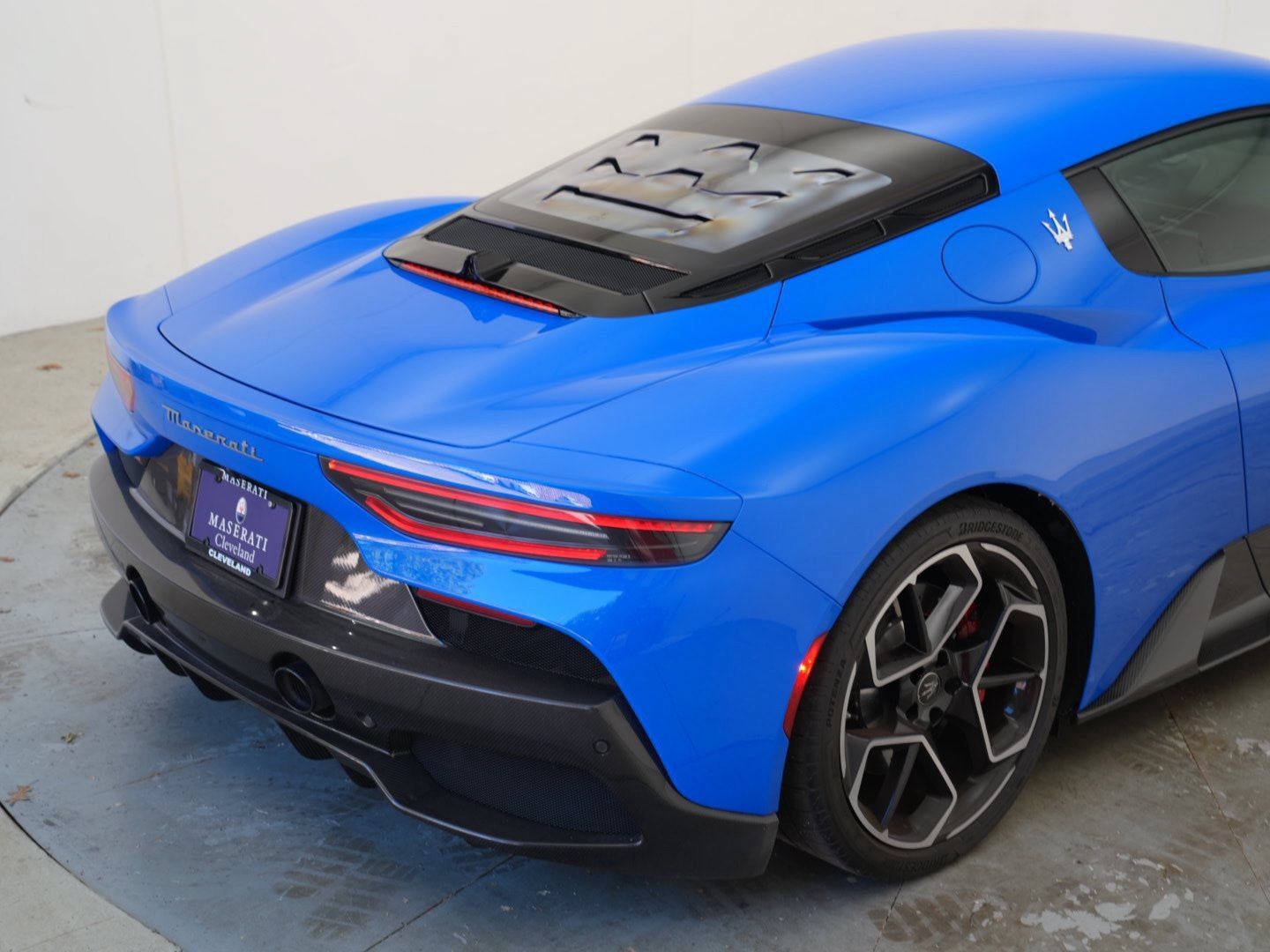 Used 2023 Maserati MC20 Coupe RWD image 52