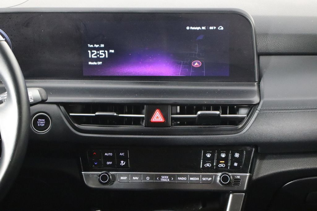 Used 2025 Kia Seltos EX FWD image 27