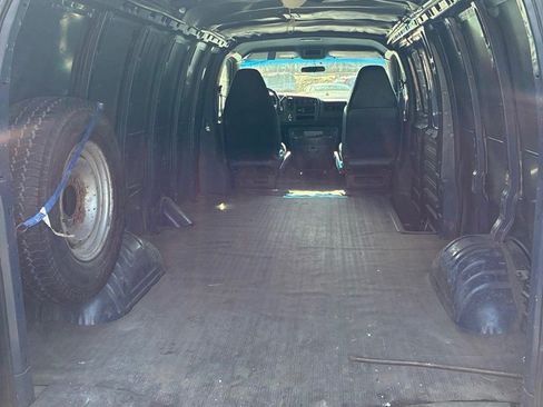 Used 1999 Chevrolet Express 3500 Extended RWD image 27