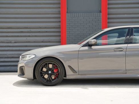 Used 2021 BMW 540i w/ M Sport Package RWD image 10