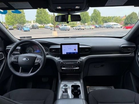 Certified 2020 Ford Explorer XLT AWD/4WD image 15