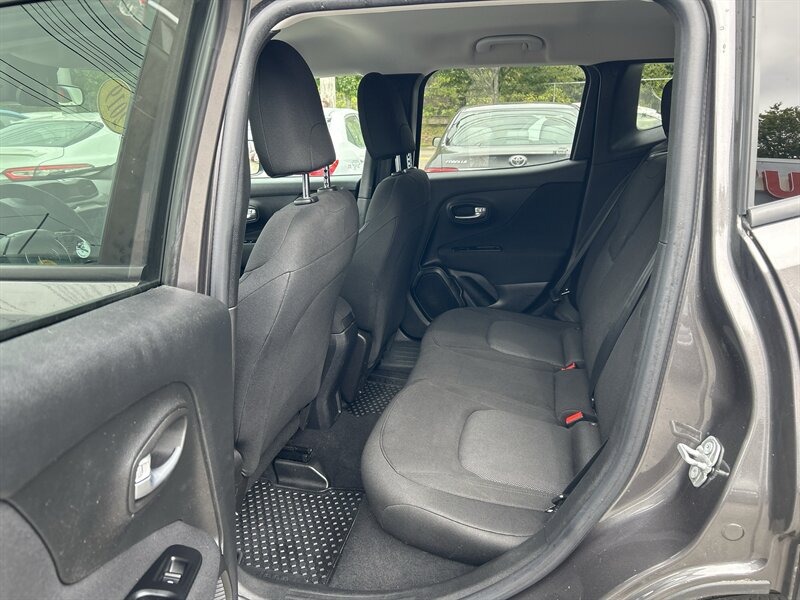Used 2019 Jeep Renegade Sport AWD/4WD image 10