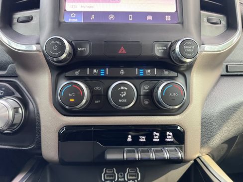 Used 2022 RAM 1500 Laramie AWD/4WD image 22