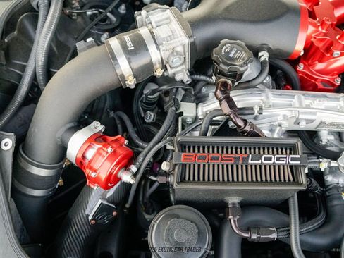 Used 2014 Nissan GT-R Premium w/ Premium Interior Package image 20