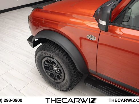 Used 2023 Ford Bronco Wildtrak AWD/4WD image 14