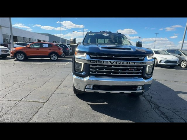 Certified 2023 Chevrolet Silverado 3500 LTZ w/ LTZ Plus Package AWD/4WD image 3