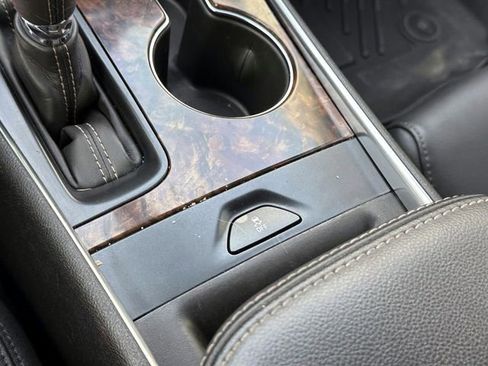 Used 2014 Chevrolet Impala LT w/ Convenience Package image 29