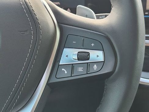 Used 2025 BMW X5 xDrive40i w/ Premium Package image 29