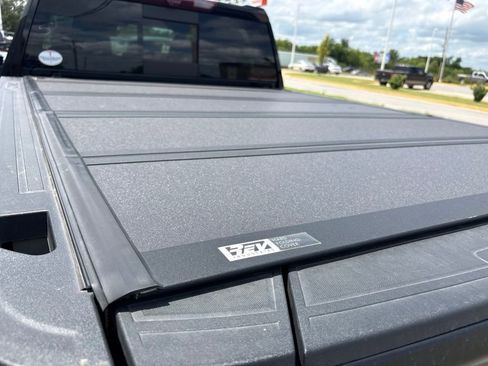 Used 2024 GMC Sierra 2500 AT4X w/ AT4X AEV Edition AWD/4WD image 5