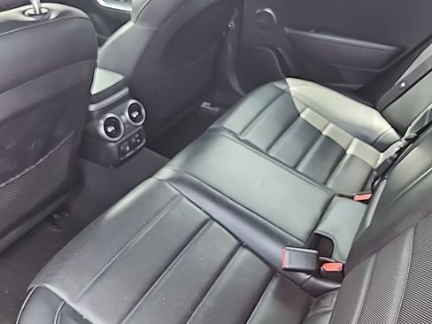 Used 2018 Kia Stinger GT2 AWD/4WD image 6