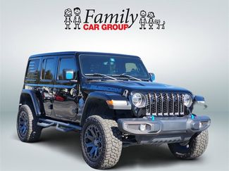Used 2022 Jeep Wrangler Unlimited Rubicon 4xe w/ Cold Weather Group video 2