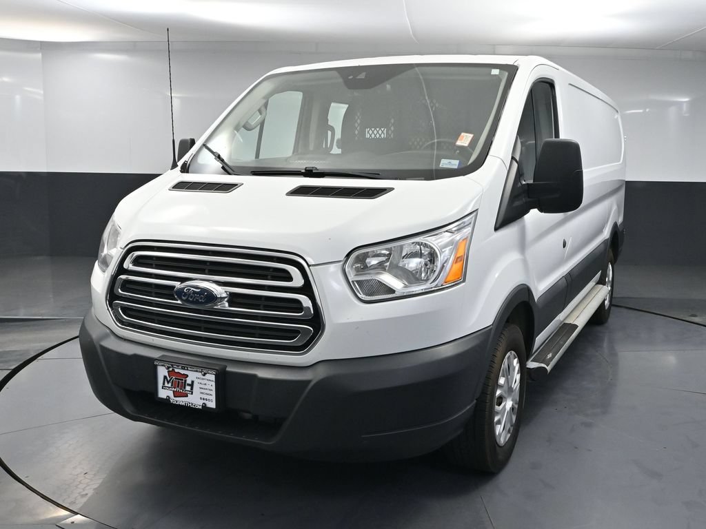 Used 2017 Ford Transit 250 130 Low Roof w/ Exterior Upgrade Package RWD image 9