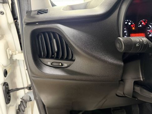 Used 2021 RAM ProMaster City Tradesman FWD image 15