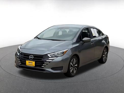 Used 2025 Nissan Versa SV FWD image 7